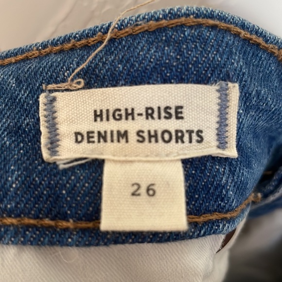 Madewell High-Rise Denim Shorts in Malden Wash, size 26 - Picture 5 of 5
